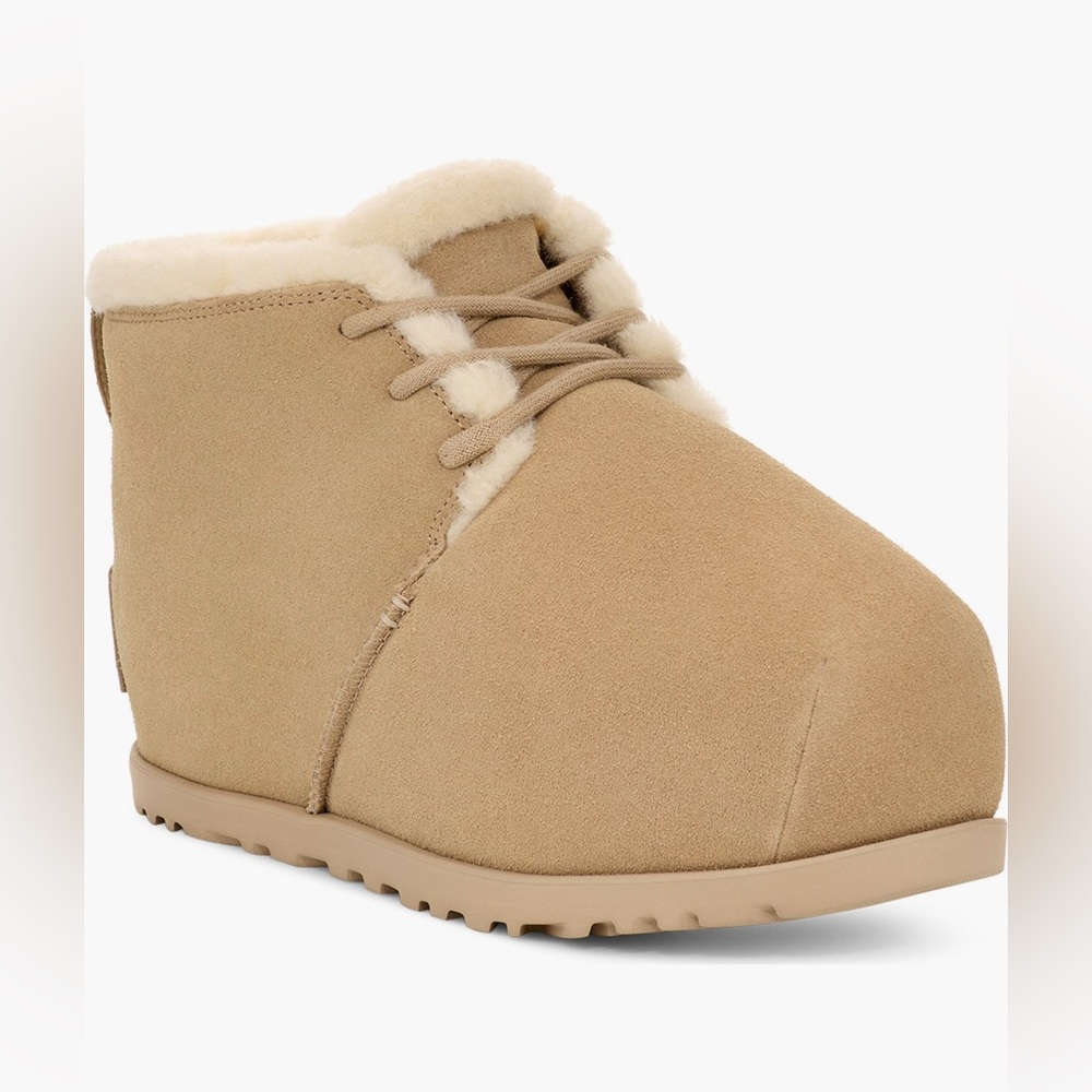 New Ugg women's platform bootie boots size 7